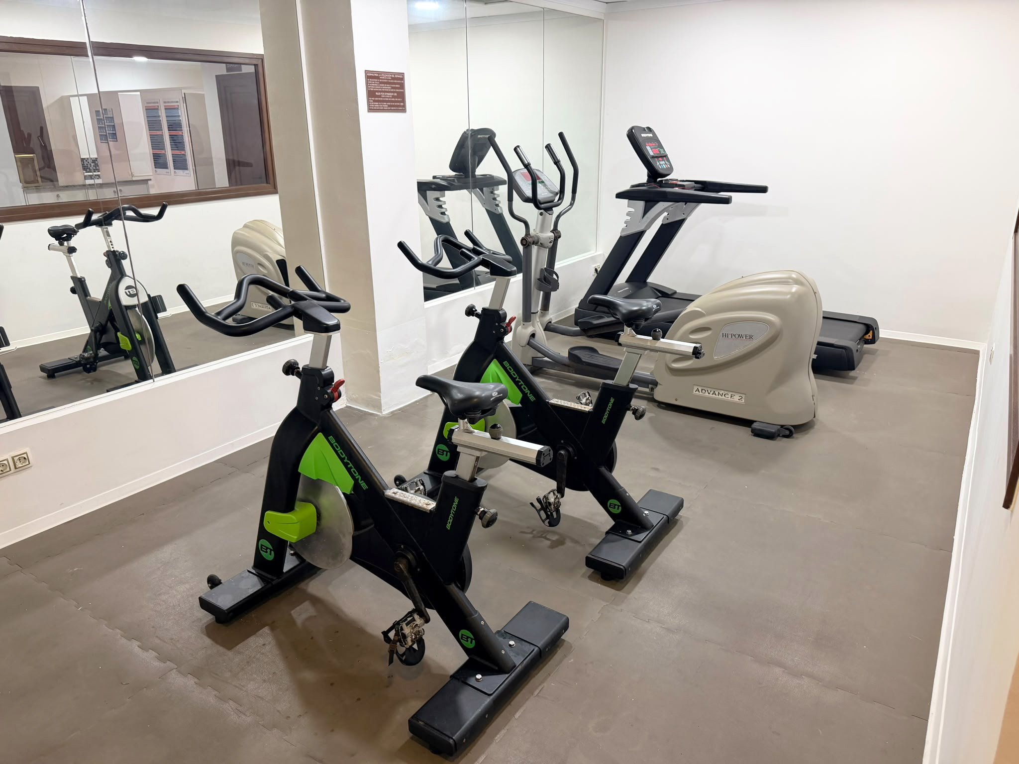 001_alta_s.cadiz Gimnasio.jpeg